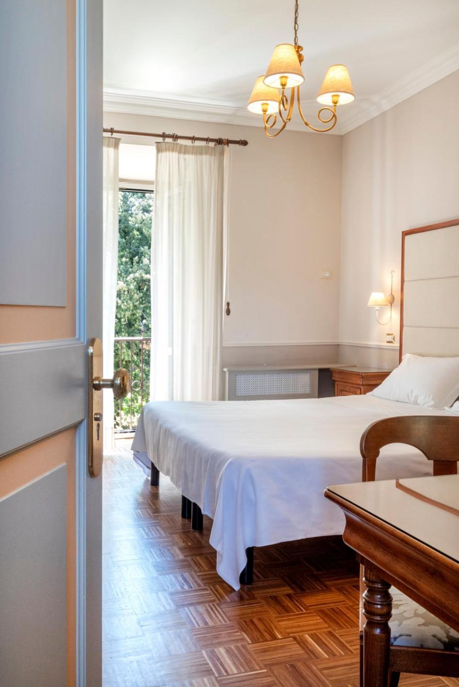 Double or Twin Room Garden View